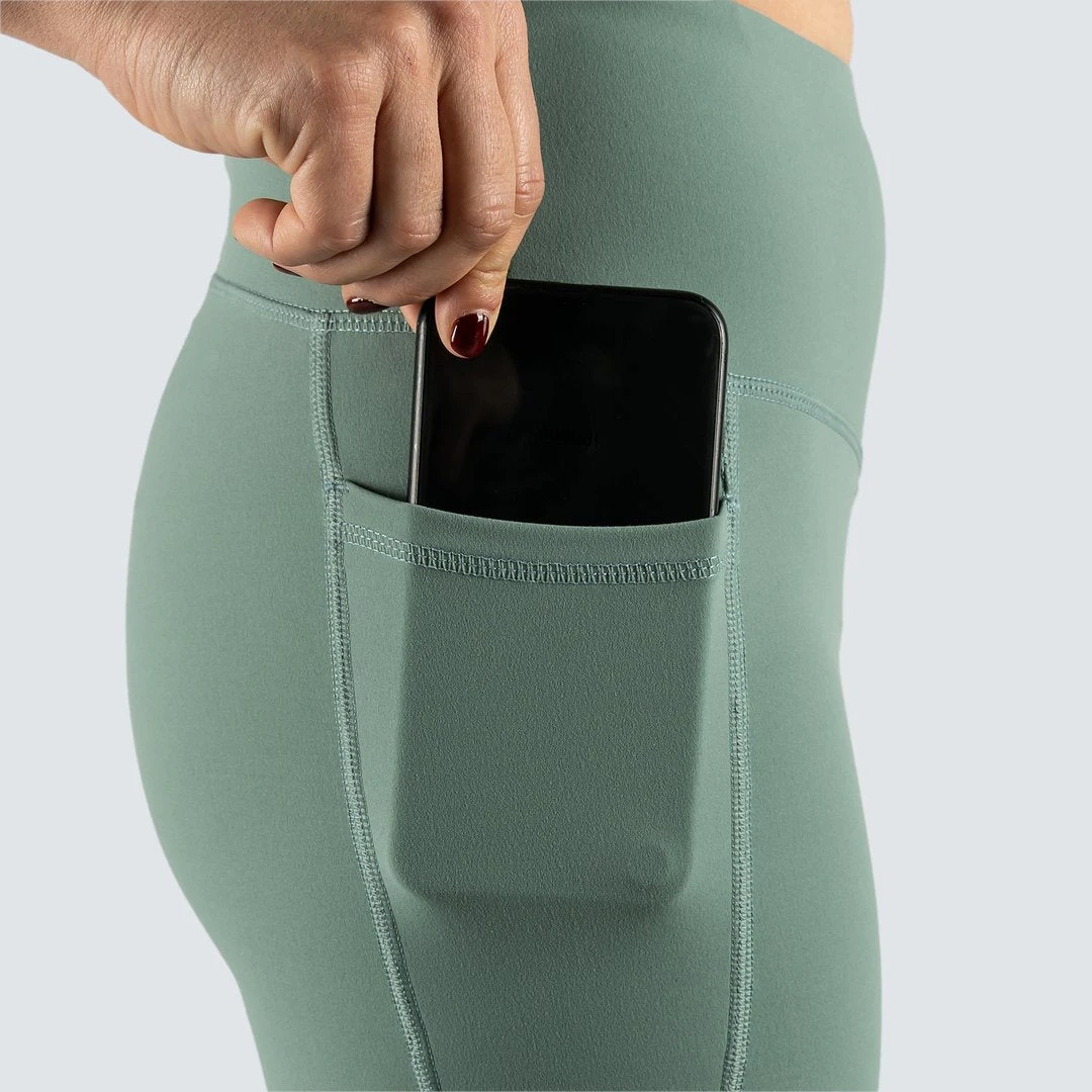 Short Biker Mujer SS25 14 Short Biker Mujer SS25 - Image 12